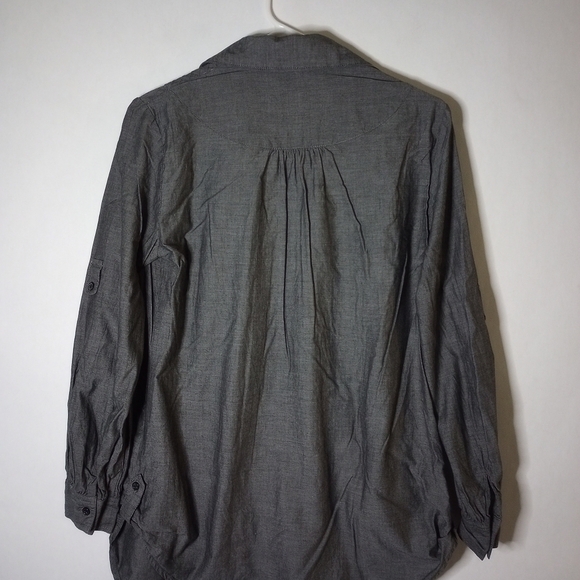 Industry 212 grey button up size medium - Picture 6 of 8